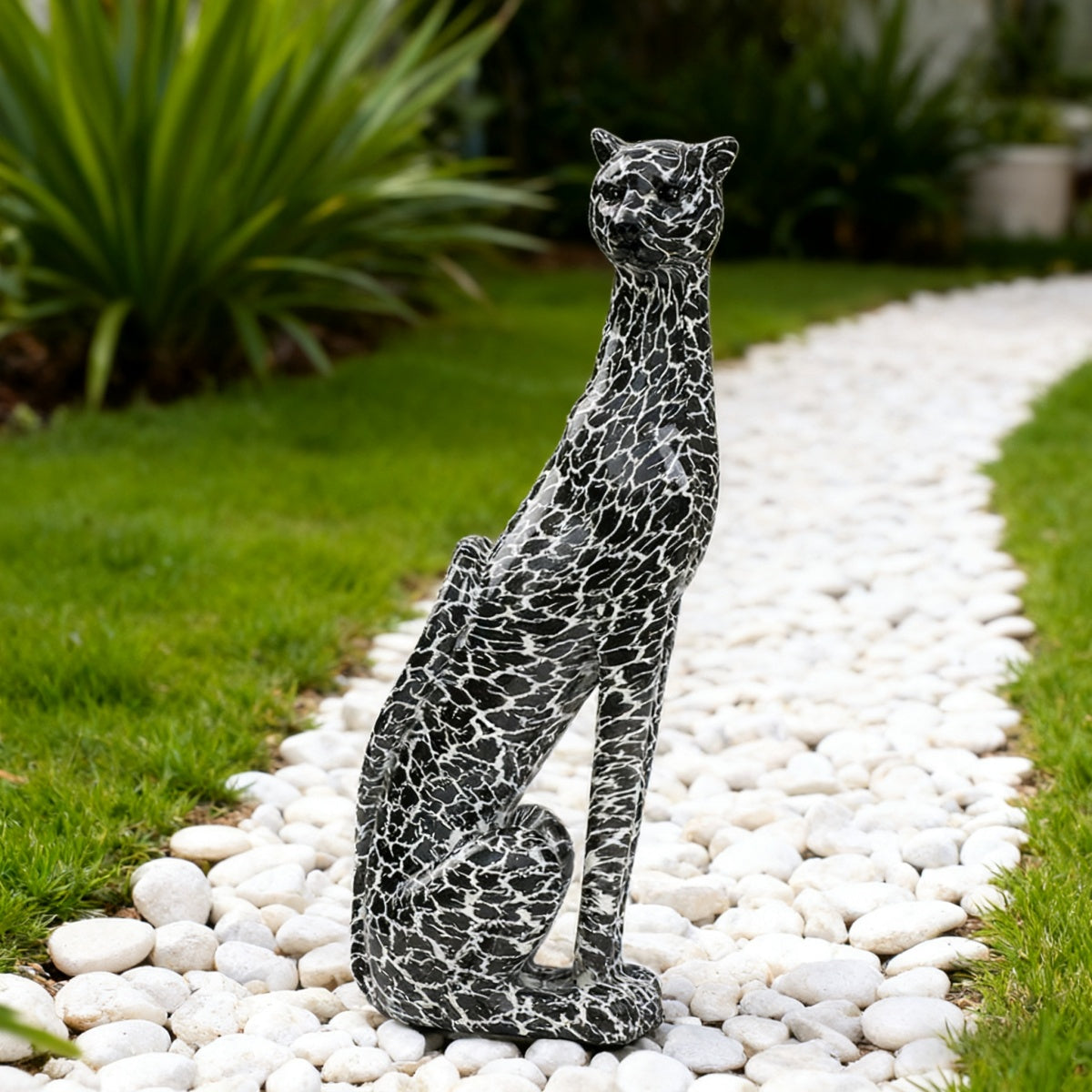 Tnessential Resin Leopard Statue Ornament 3D Decor