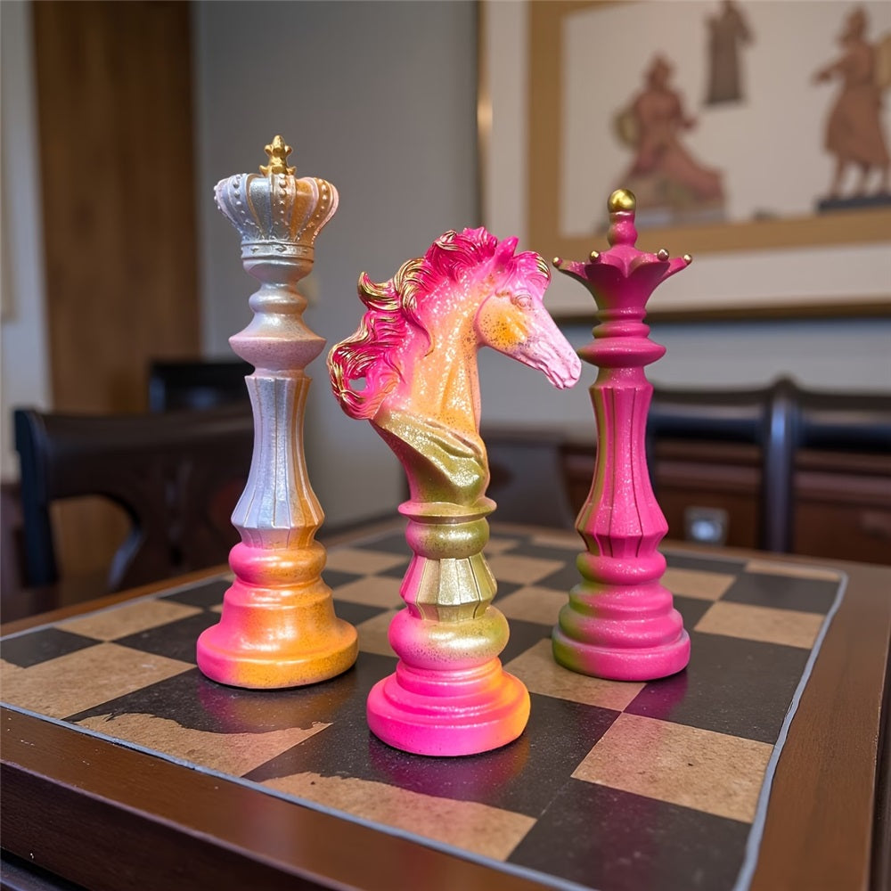 Tnessential Set of 3 Elegant Resin Chess Piece Sculptures 3D Decor