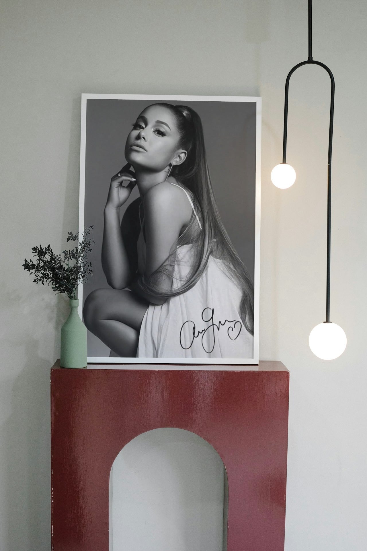 ARIANA GRANDE CANVAS POSTER