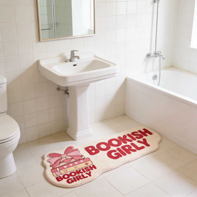 RED RUNNER RUG view 3