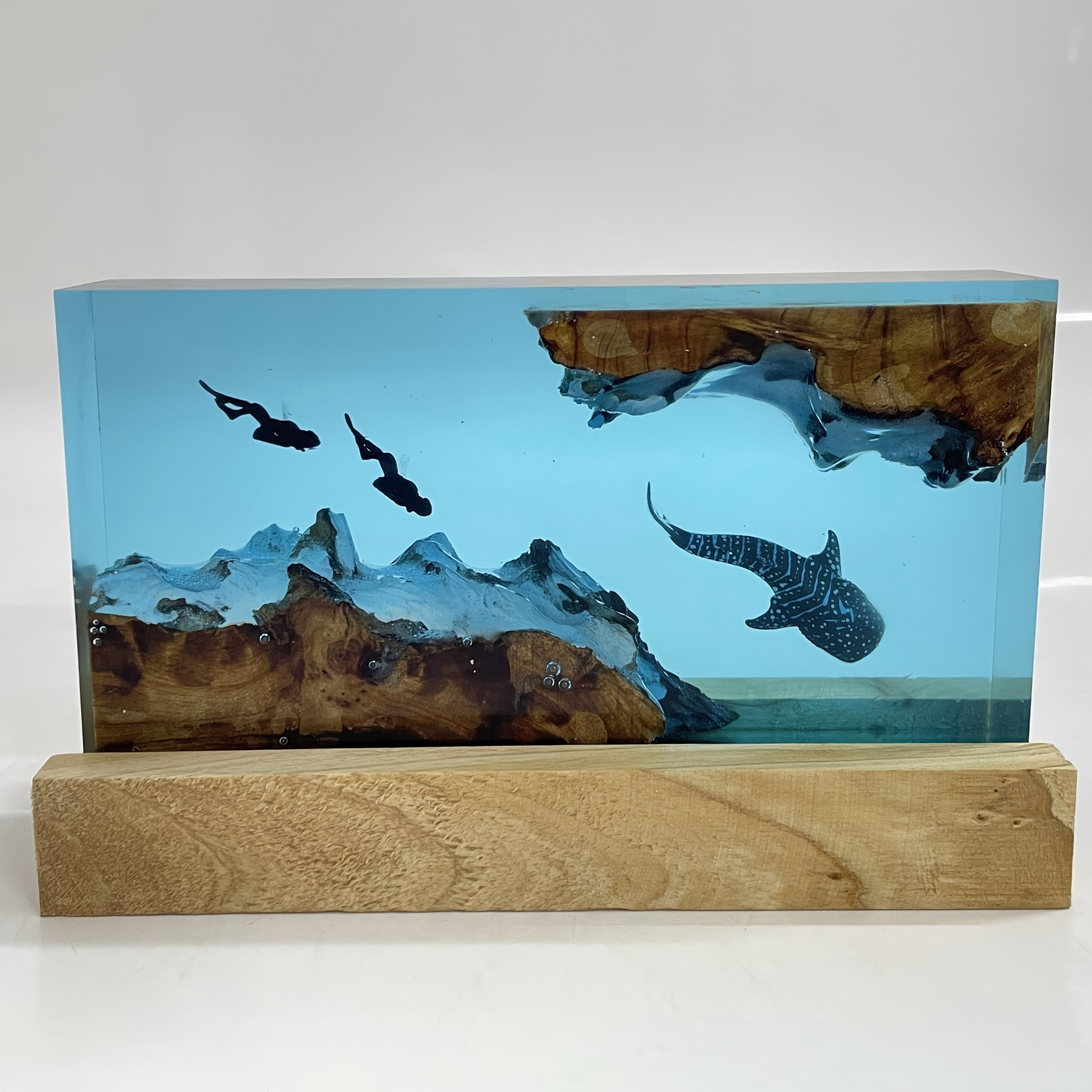 Tnessential Ocean-inspired Resin Art 3D Decor