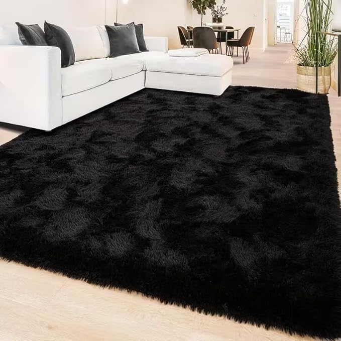 AESTHETIC FLUFFY BLACK RUG
