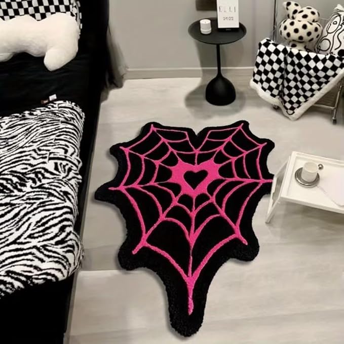 GOTHIC HEART WEB RUG
