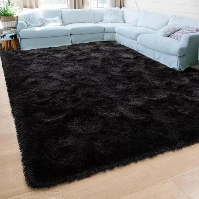 AESTHETIC FLUFFY BLACK RUG