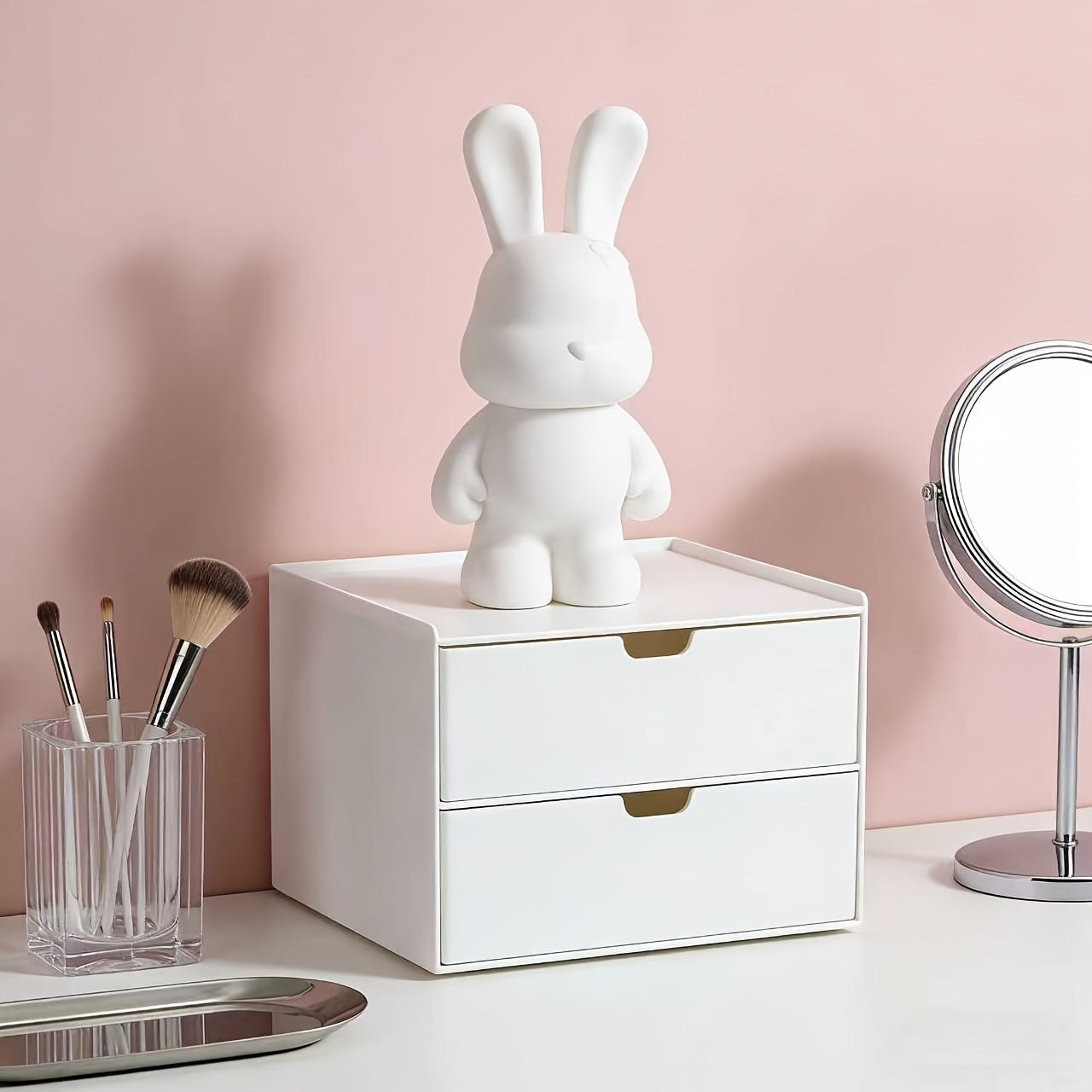 Tnessential This Multifunctional Desk Ornament Features a Rabbit with 3D Decor