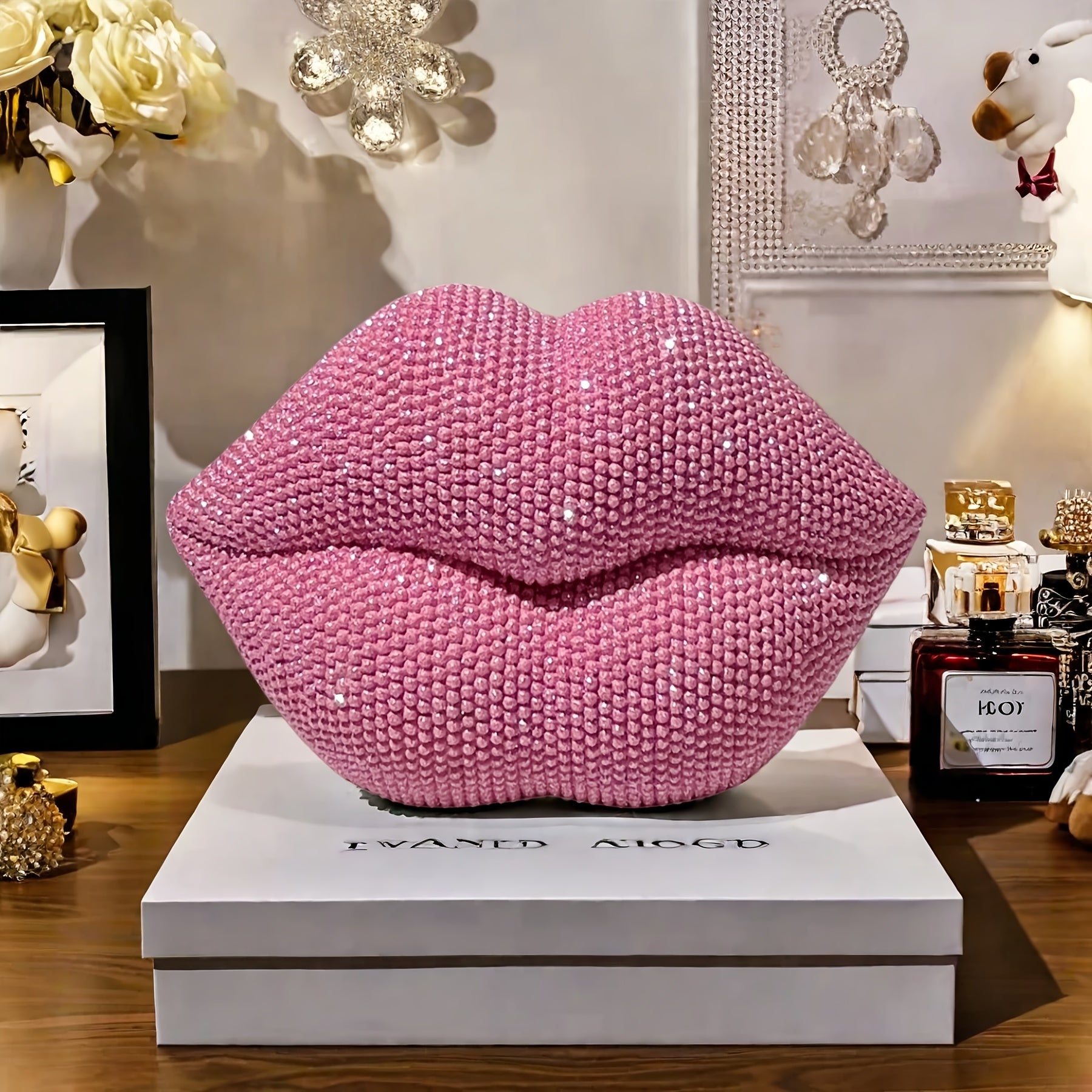 Tnessential Sexy Lips Beaded Statue Decoration 3D Decor