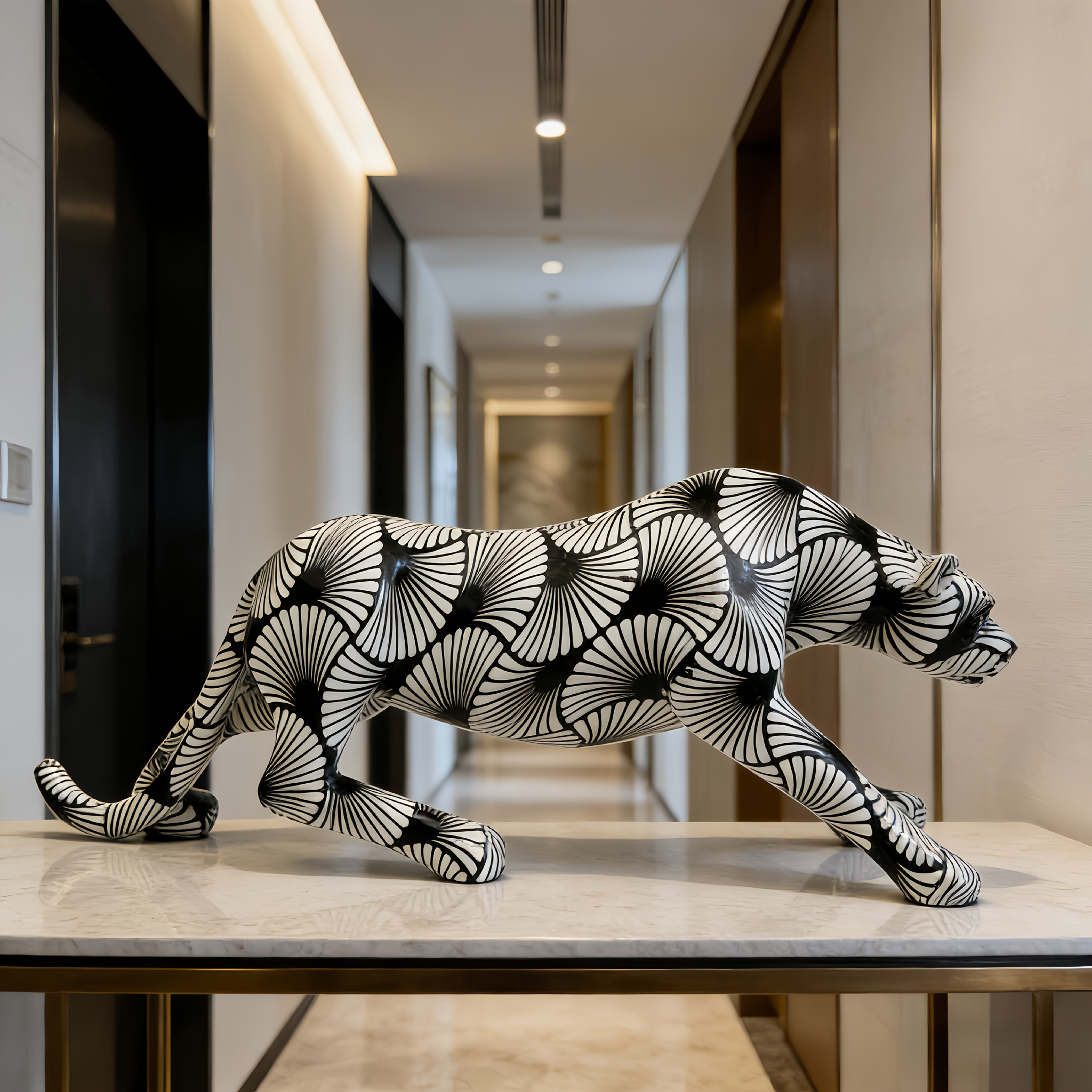 Tnessential Collectible Statue 3D Decor