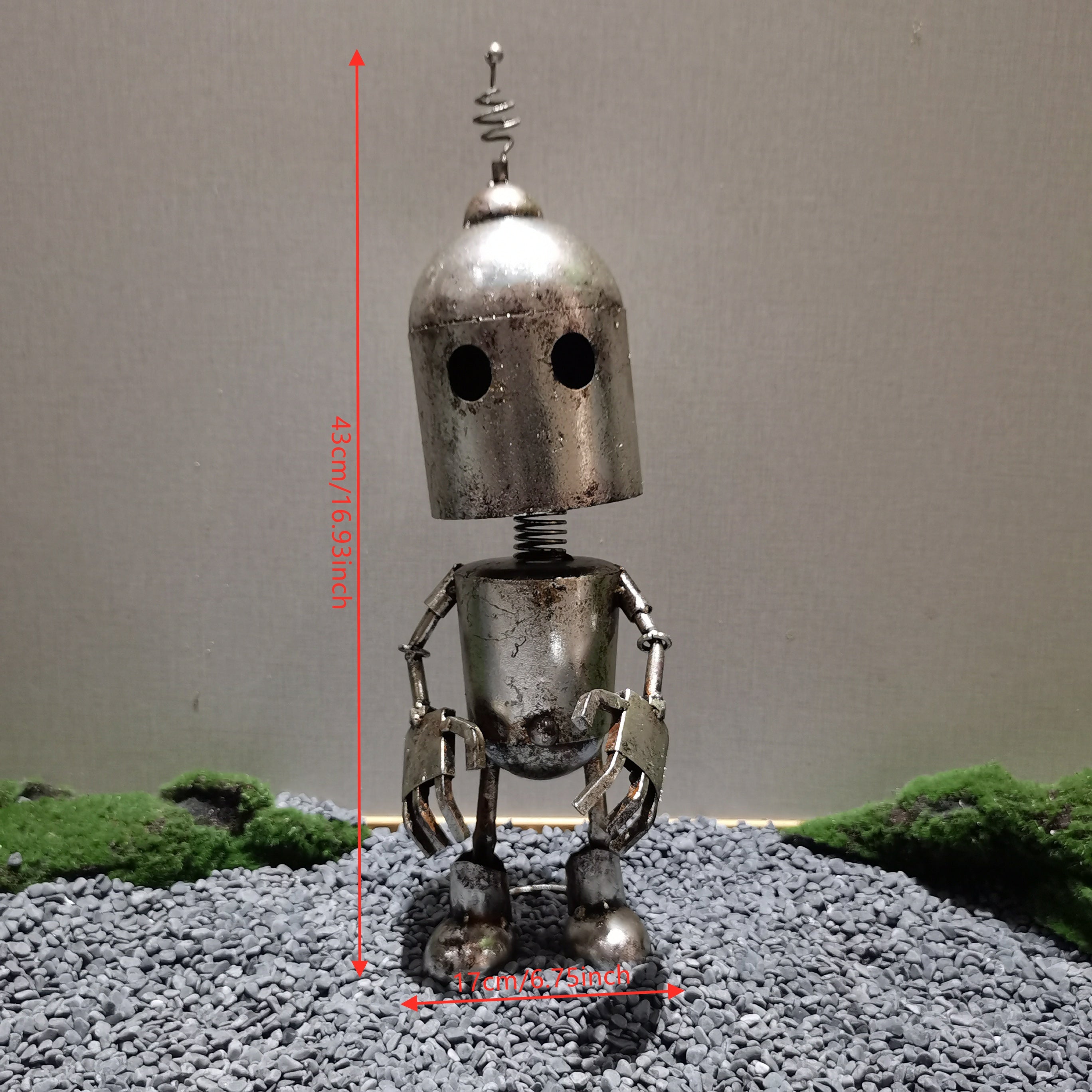 Tnessential 9-inch Handcrafted Vintage Punk Robot Figurine 3D Decor