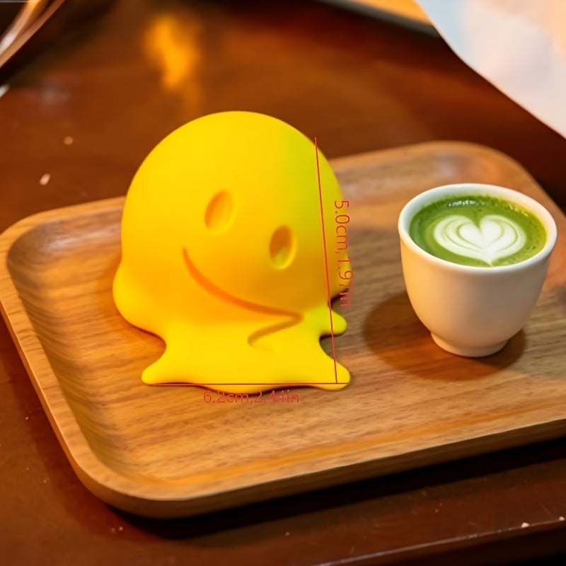 Tnessential Printed Melting Joyful Face Figurine 3D Decor