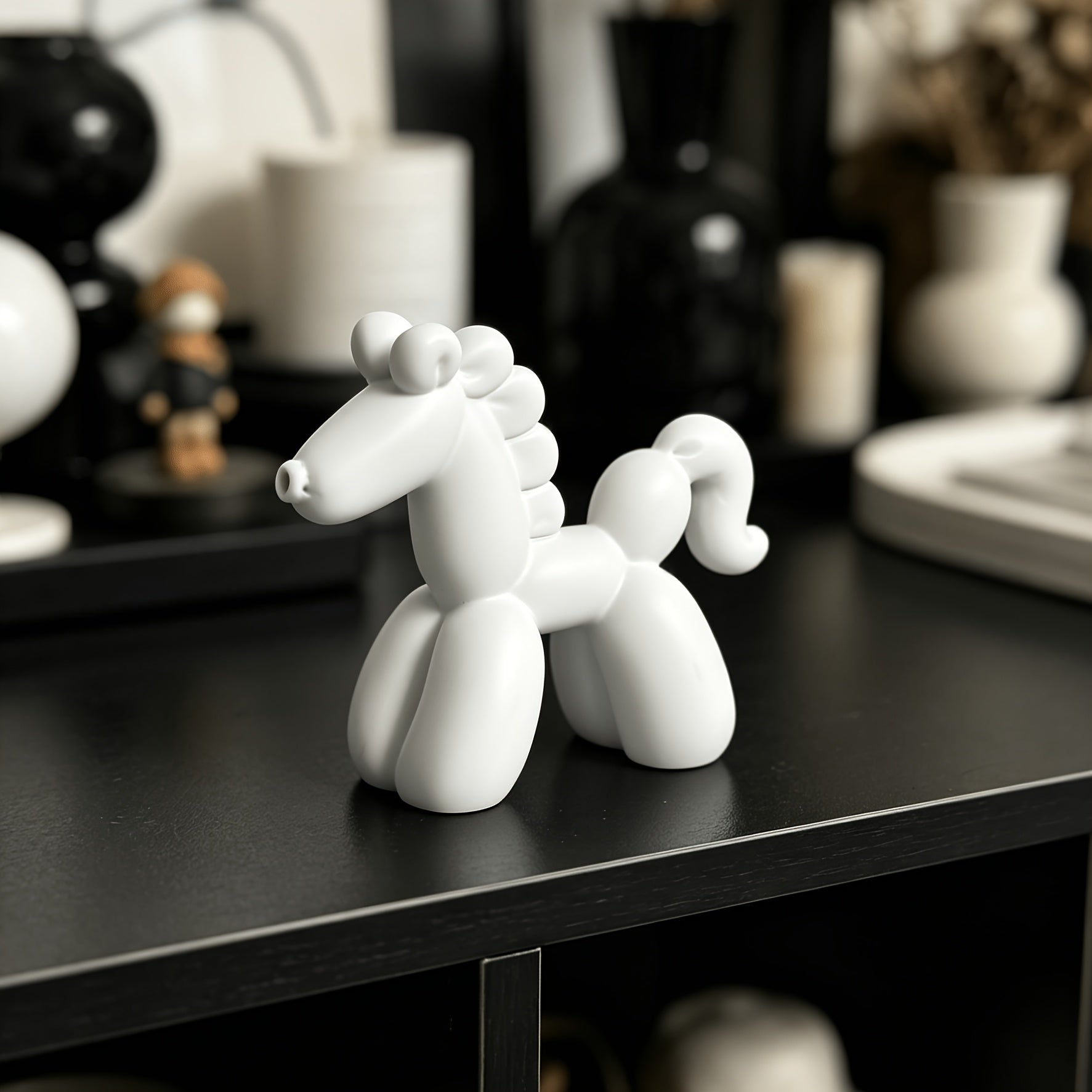 Tnessential Balloon Horse Resin Sculpture for Office 3D Decor