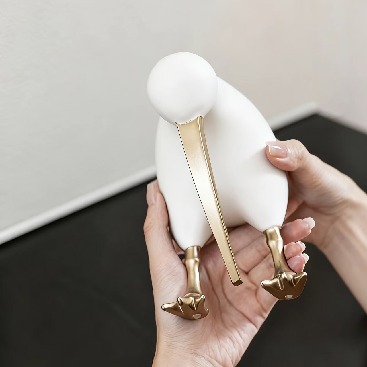 Tnessential Nordic Minimalist Style Bird-shaped Resin Decorations 3D Decor