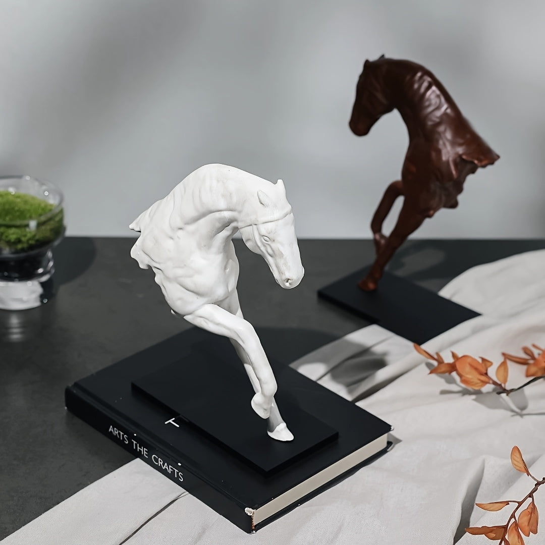 Tnessential Retro and Exquisite Resin Bust Horse Sculpture Artwork 3D Decor