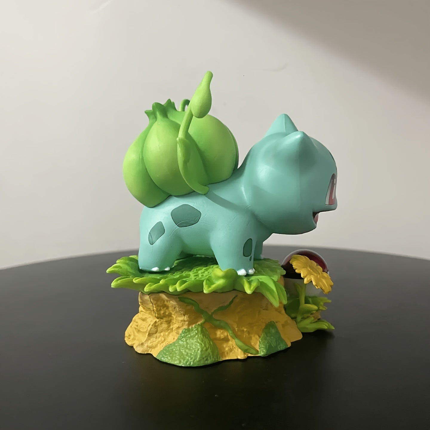 Tnessential Cm\u002f3.93in Anime Bulbasaur Figure Collectible Model 3D Decor