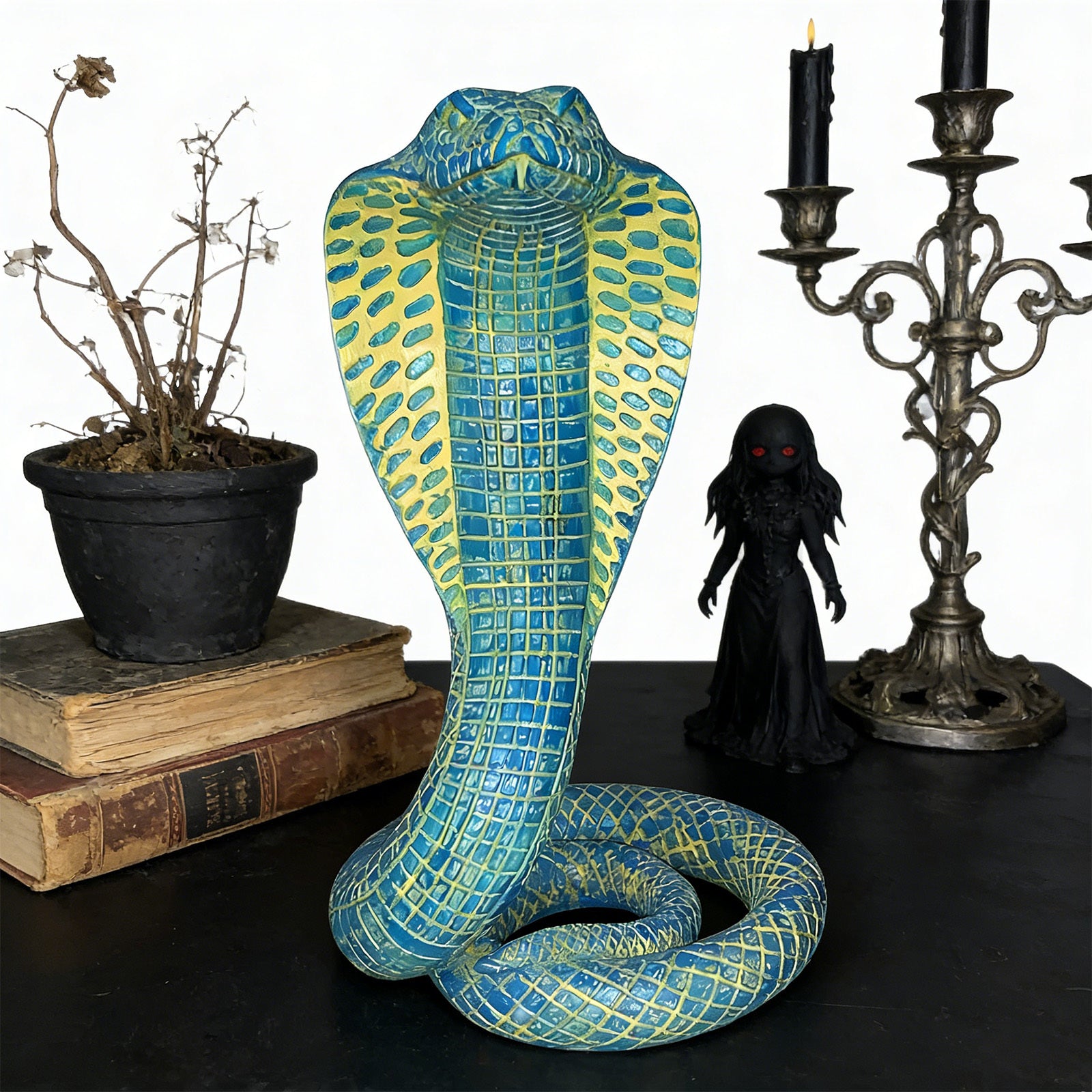 Tnessential Beautifully Designed Resin Cobra Figurines 3D Decor