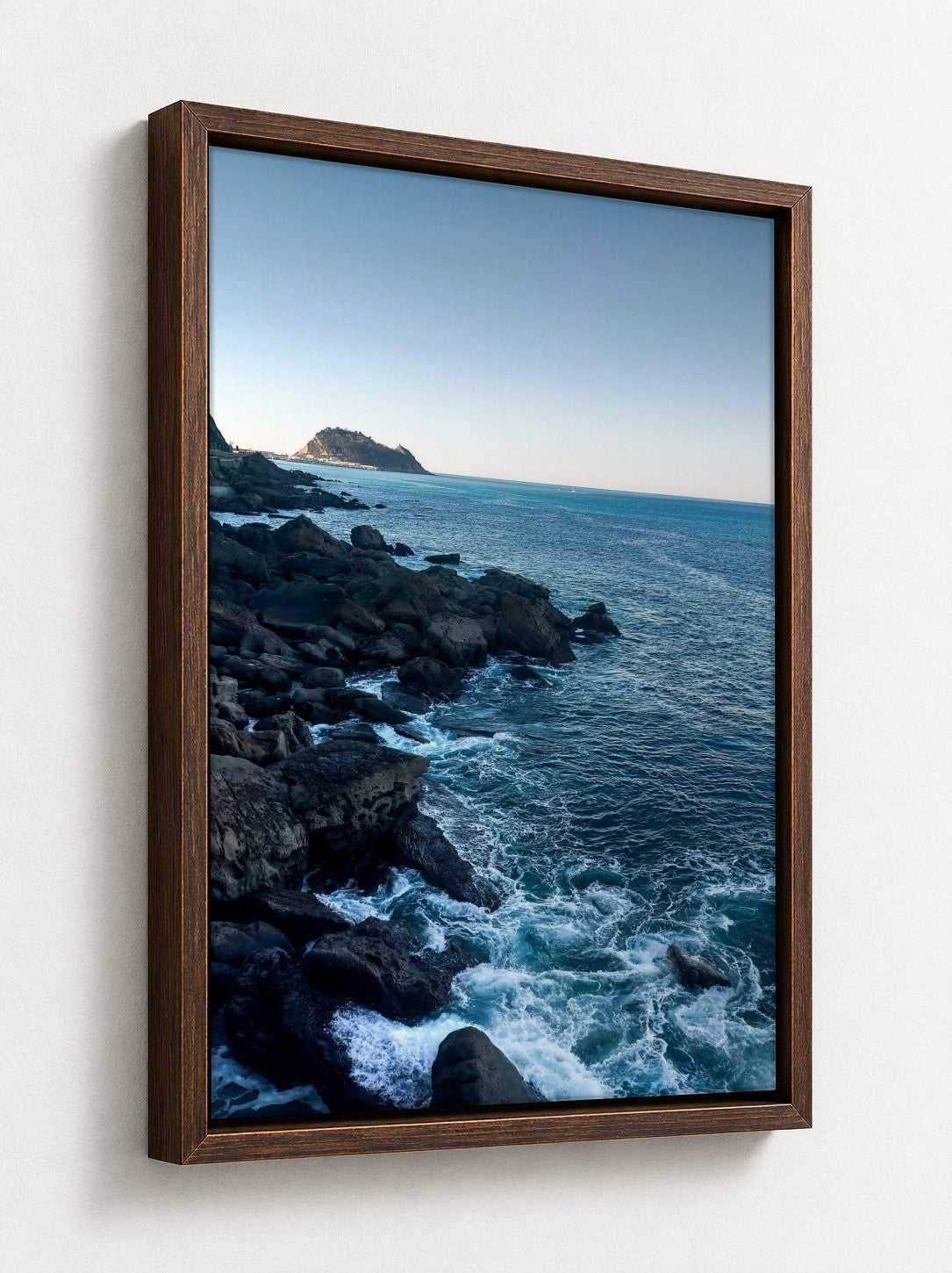 Walnut floater