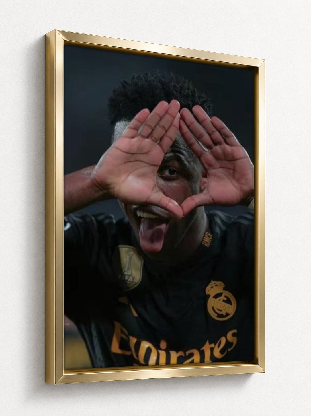 Gold floater