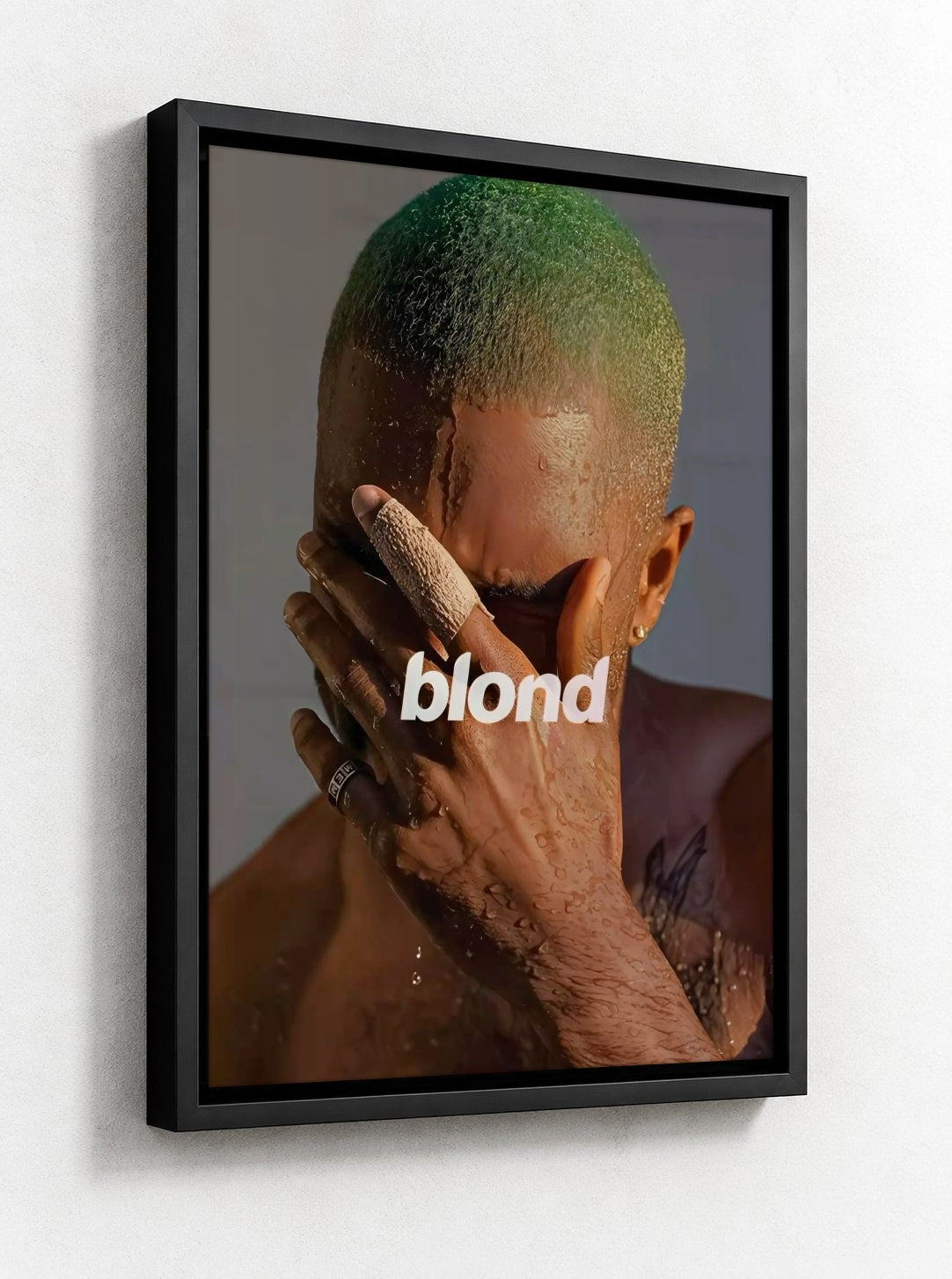 Black floater